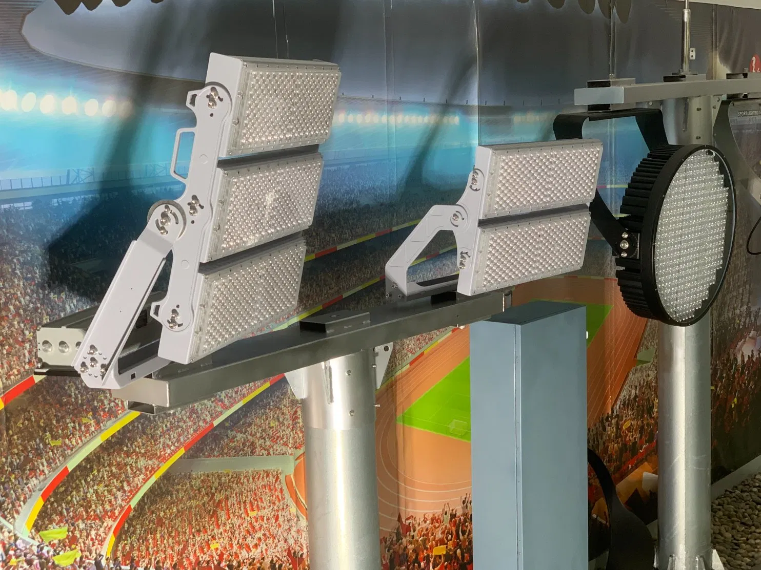 1070 Cold Forging Pure Aluminum IP66 Ik10 Sports Field Stadium 1500W LED Flood Light