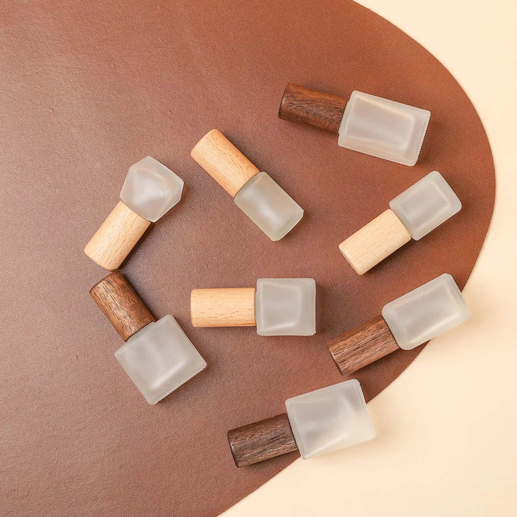 Wholesale 6ml 8ml 10ml 15ml Empty Frosted Glass Travel Portable Mini Mini Perfume Essential Oil Roll on Bottle