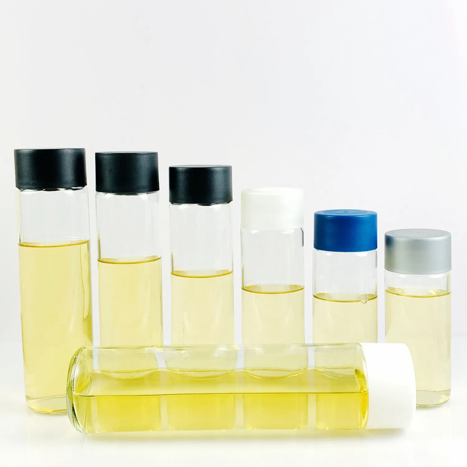 Luxury Screen Printing Extra Flint Material 500ml 750ml Beverage Juice Water Glass Bottle with Plastic Lid