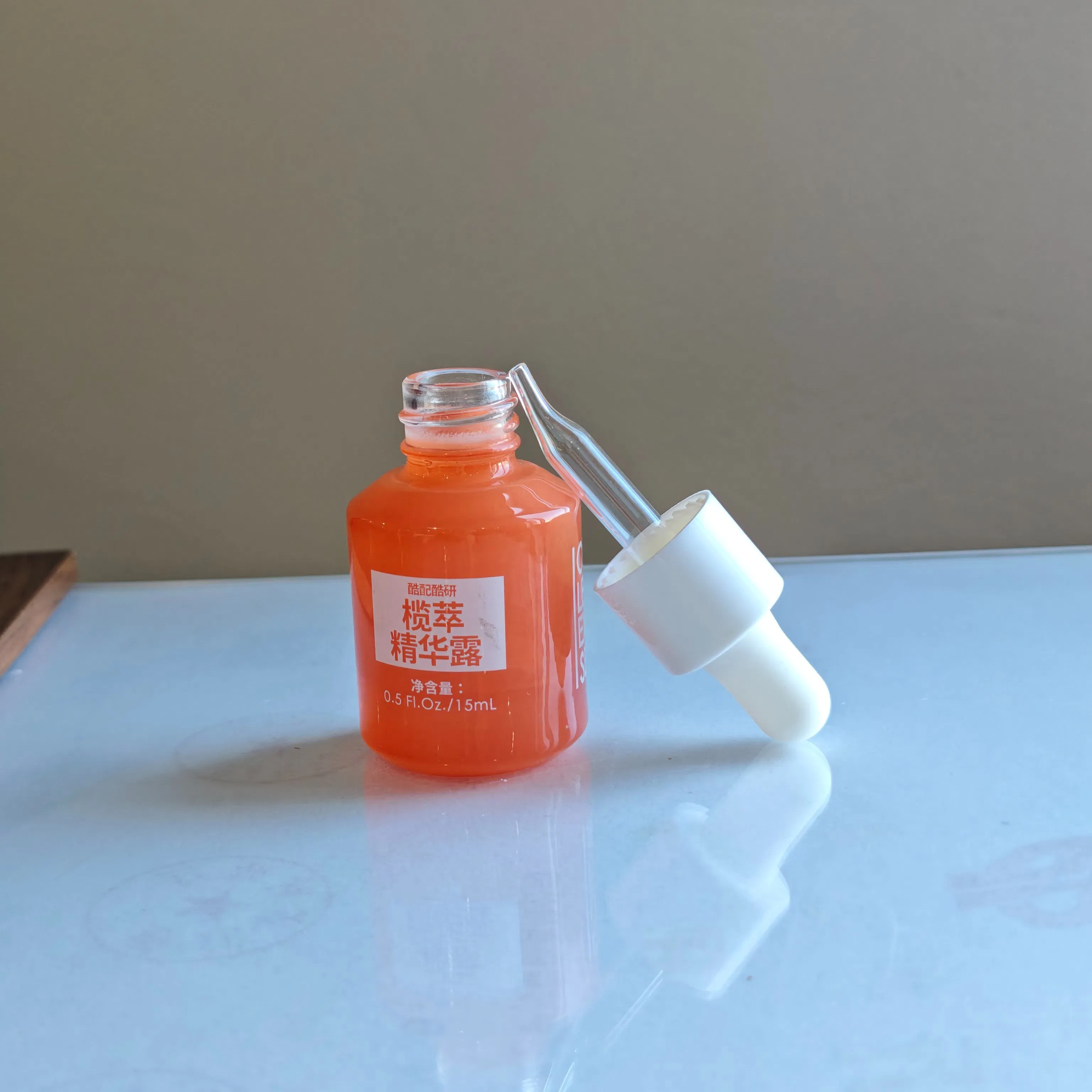 Custom Logo 15ml Round Glass Dropper Bottle Frost Finish Screw Cap Skin Care Face Serum Bottle