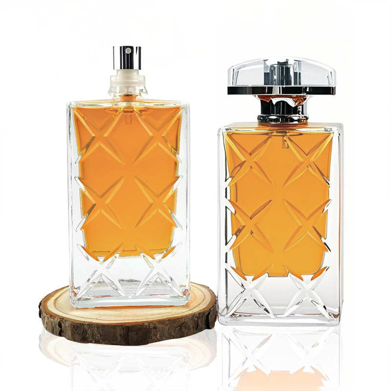 80ml Patterned Glass Bottle with Thick Base and a Spray Head