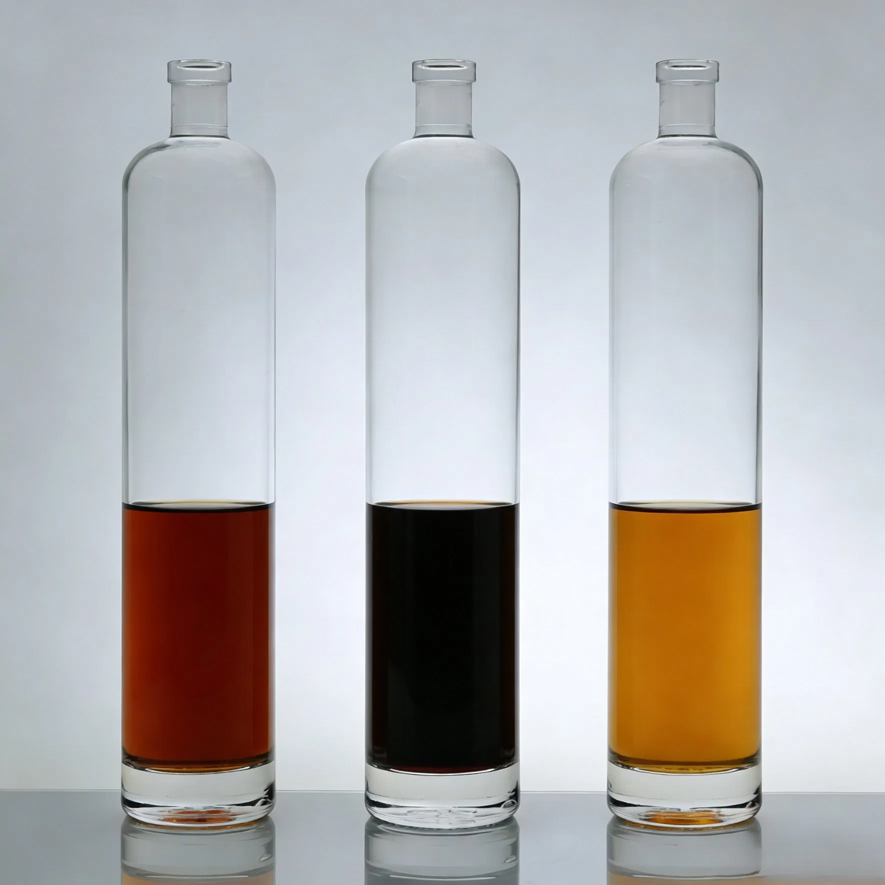 Short Neck Empty 750ml Liquor Glass Bottle for Whisky Tequila Vodka