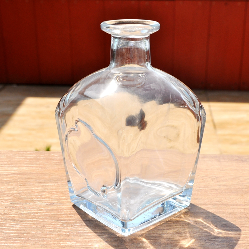 Cork Finish Round Clear Glass Bottle Spirit Packaging