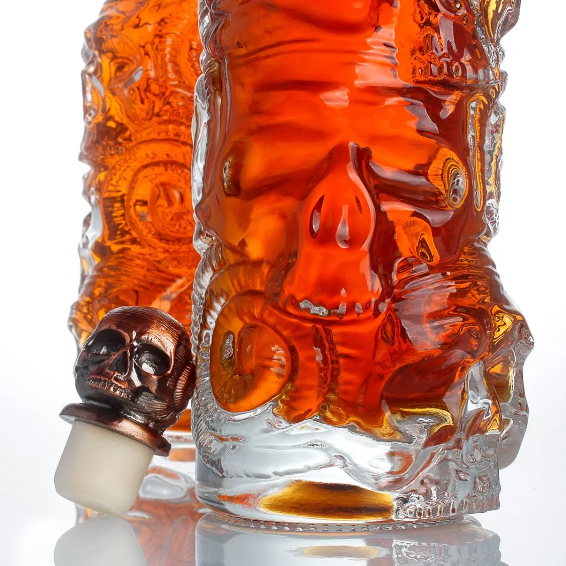 700ml Skull Shape Spirits Glass Bottle with Cork Finish
