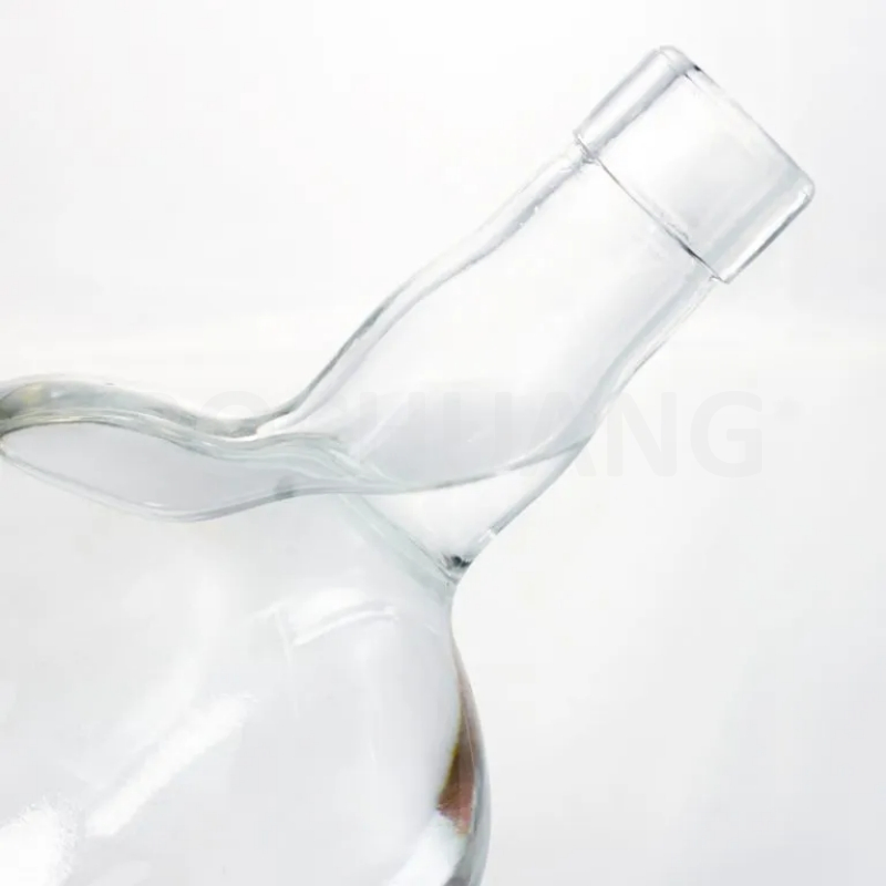 Wholesale Clear Square 500ml 700ml 750ml Glass Spirit Bottle for Spirit Vodka Whiskey Tequila Rum Gin Packaging