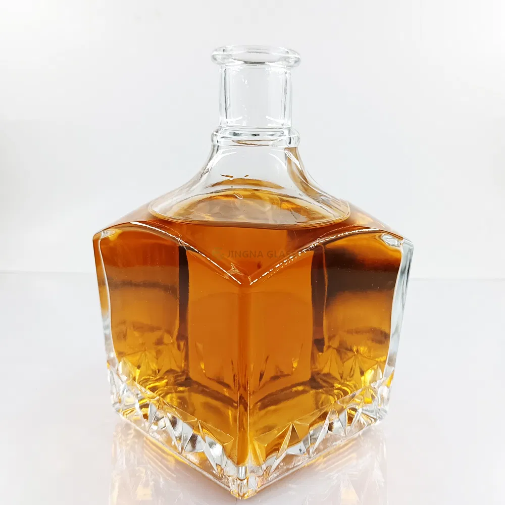 Factory Wholesale Rum Glass Bottle Body Unique Relief Design Printed Logo Label Round Short Neck Wide Mouth Liquor Bottle