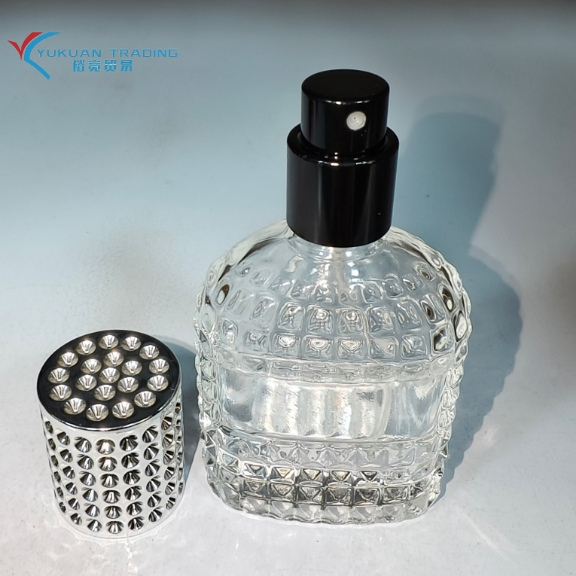 Botol Parfum 30ml 50ml Perfume Glass Spray Luxury Custom Embossed Glass Perfume Bottle