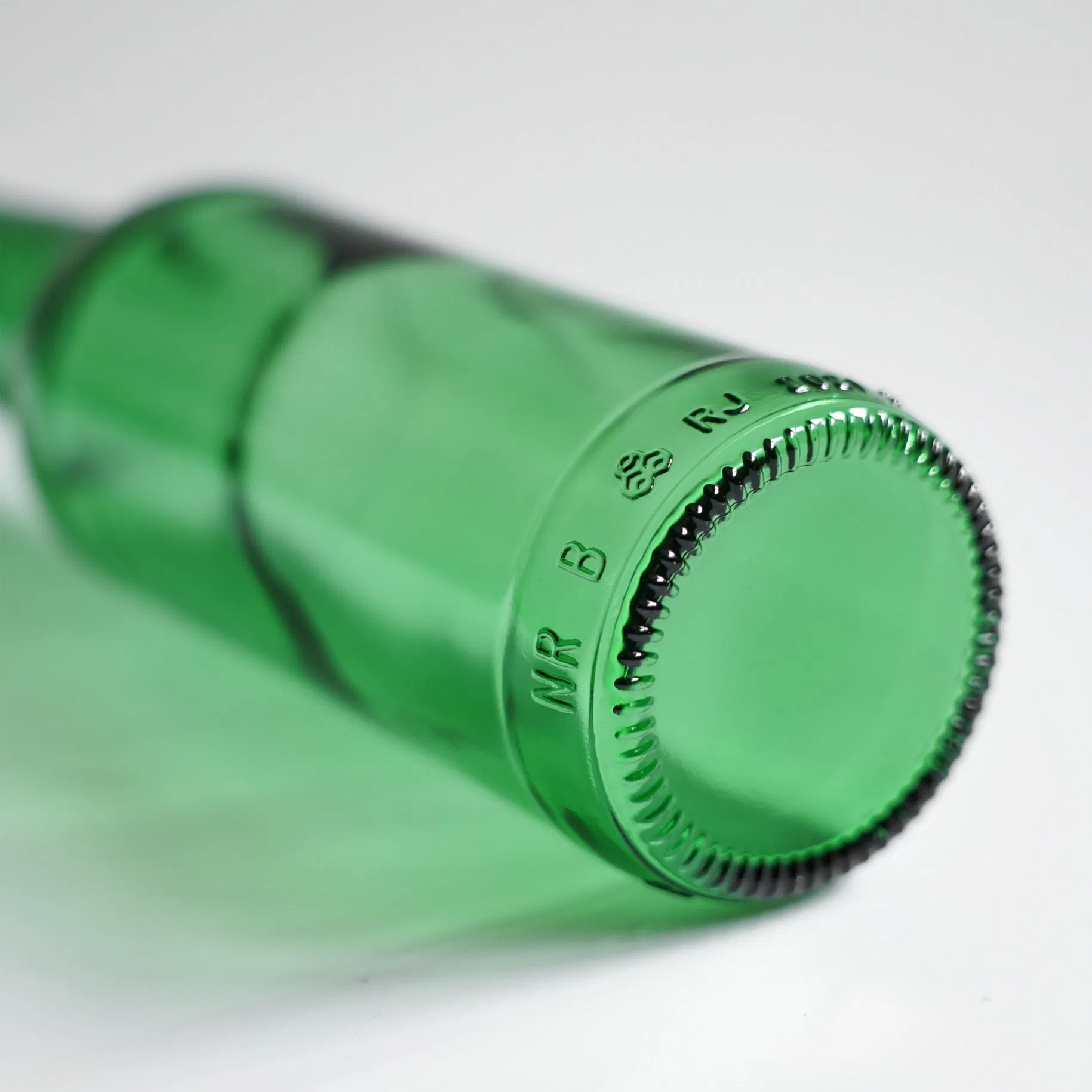 275ml Green Round Type Empty Glass Beer Beverage Crown Cap Wine Bottle