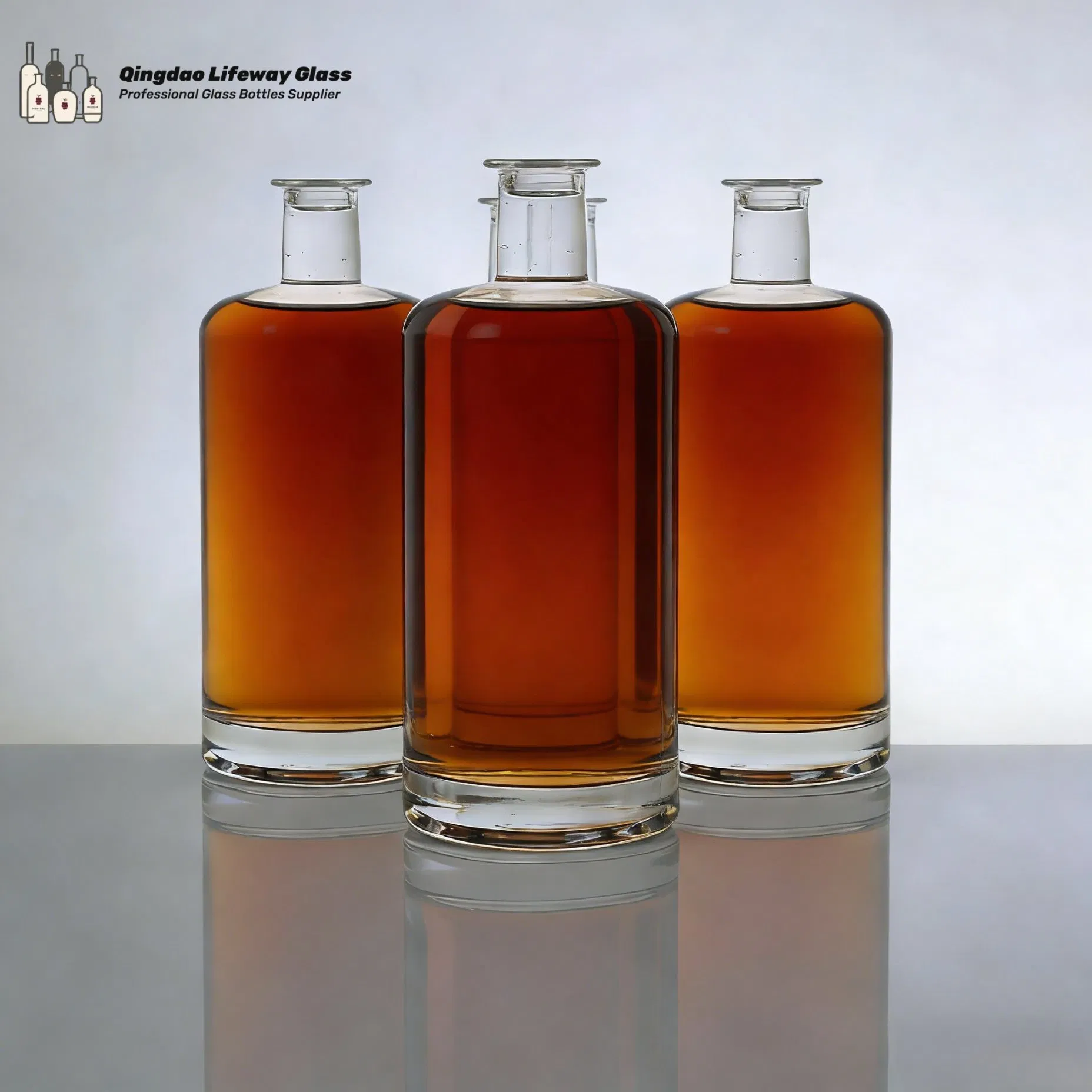 500ml 700ml 750ml Custom Logo Round Short Neck Clear Rum Tequila Gin Brandy Whiskey Vodka Liquor Spirits Glass Bottle with Cork