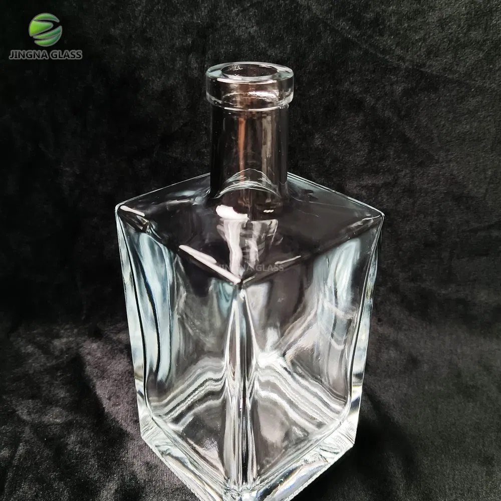 Square 750ml Clear Glass Whisky Bottle Spirits Wine Liquor Bottle Vodka Gin Tequila Bottle