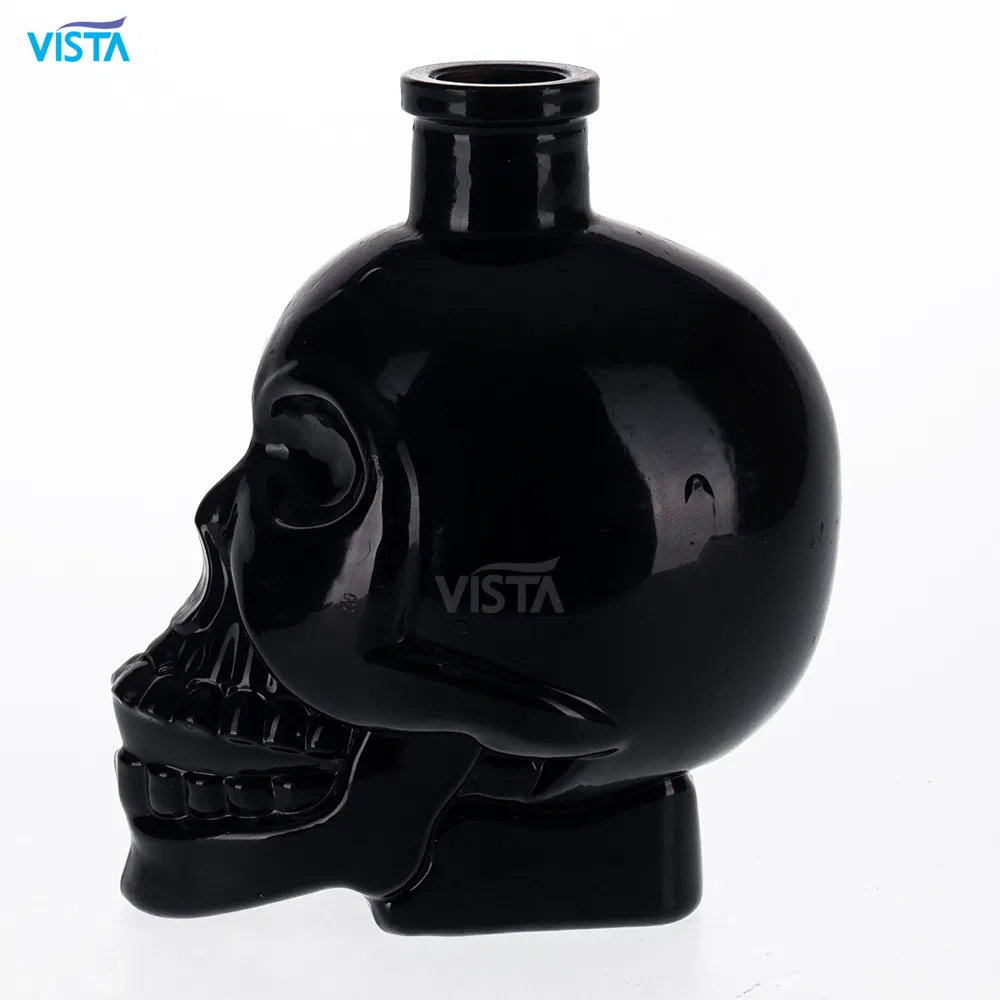 350ml High Flint Skull Shape Glass Bottle for Liquor with Cork Finish and Black Spray