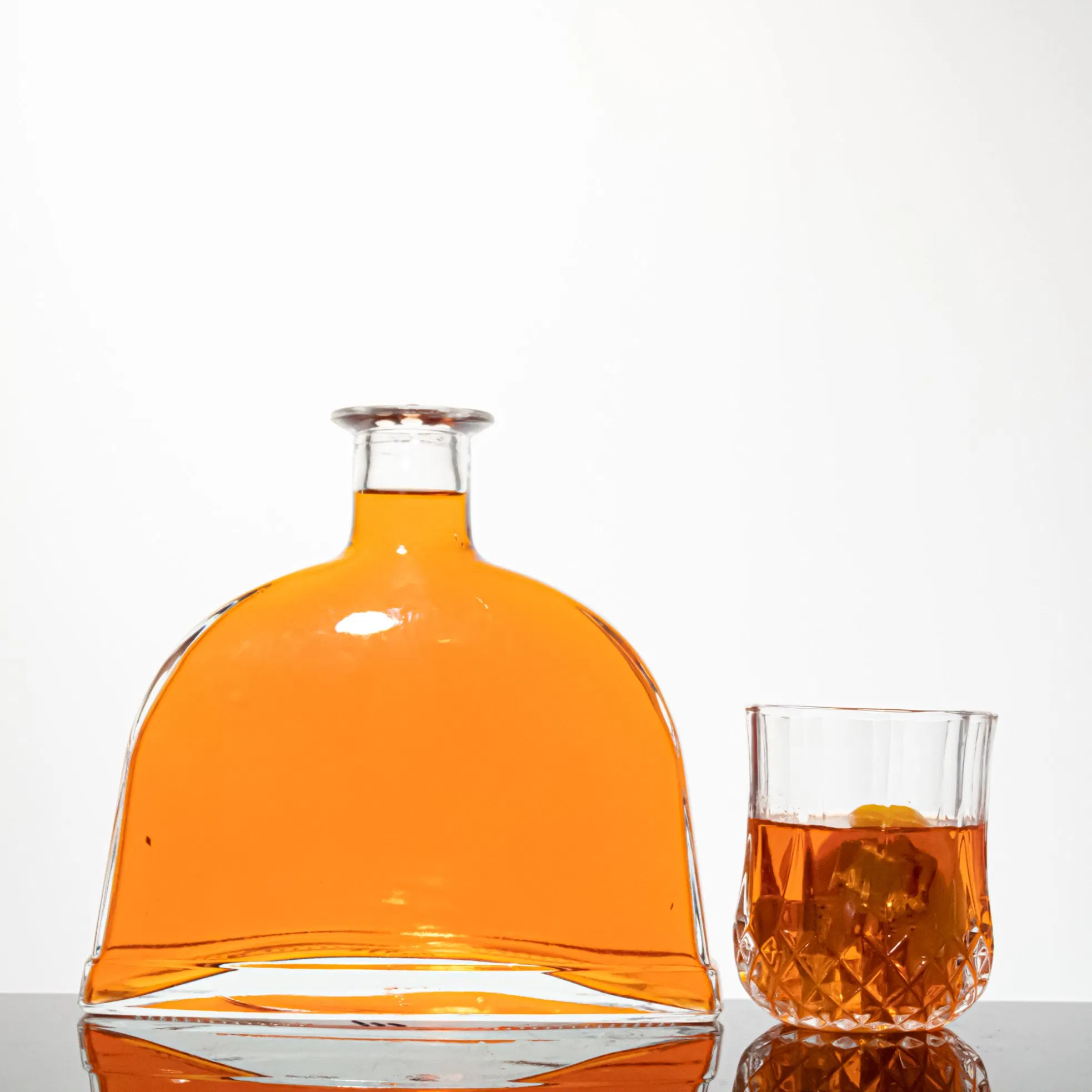 High Flint Color 750 Glass Bottle with Cork Finish