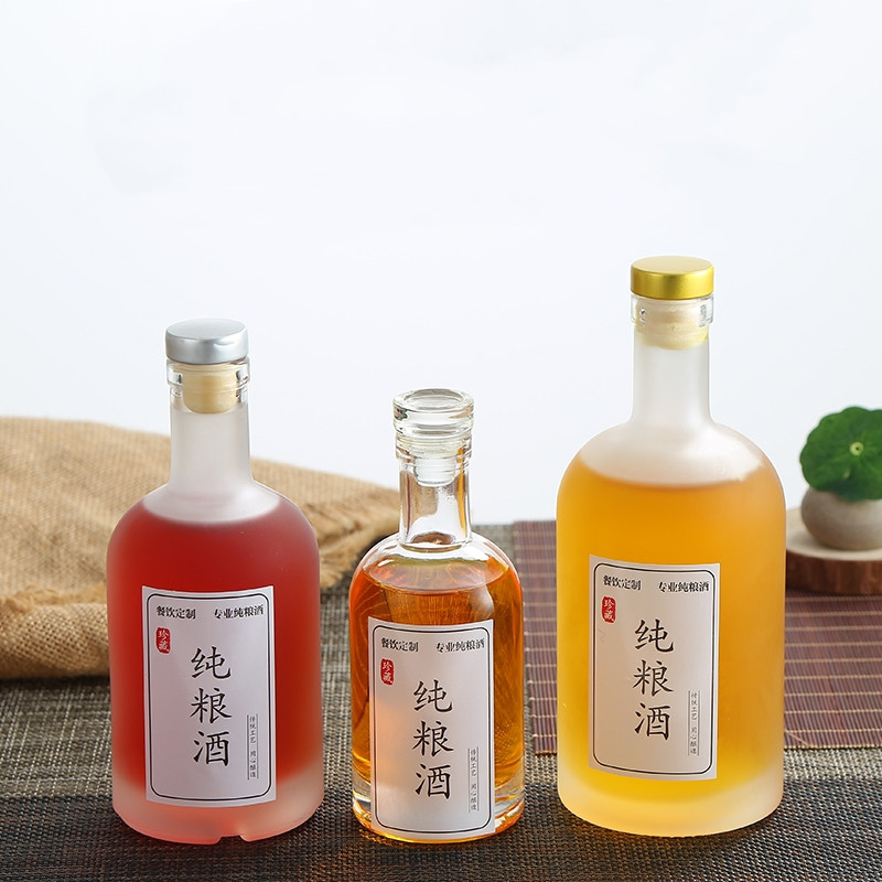 Empty 500ml 750ml Spirits Vodka Gin Liquor Glass Bottle Mini Spirit Liquor Glass Bottles Botellas De Vidrio PARA Licor