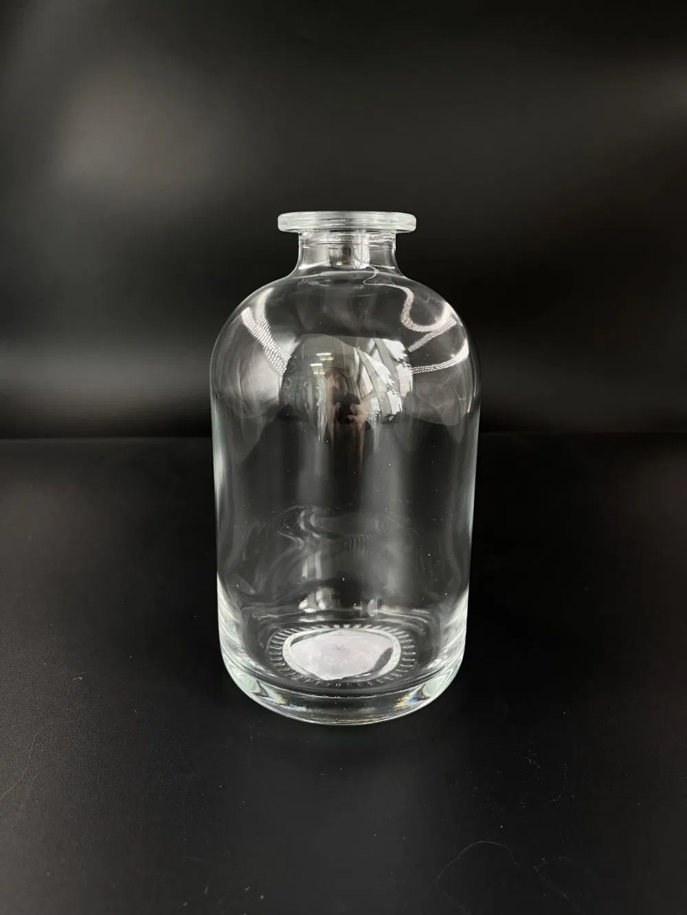 Jingna Short Neck 500ml Reusable Glass Bottle for Whisky Gin Rum