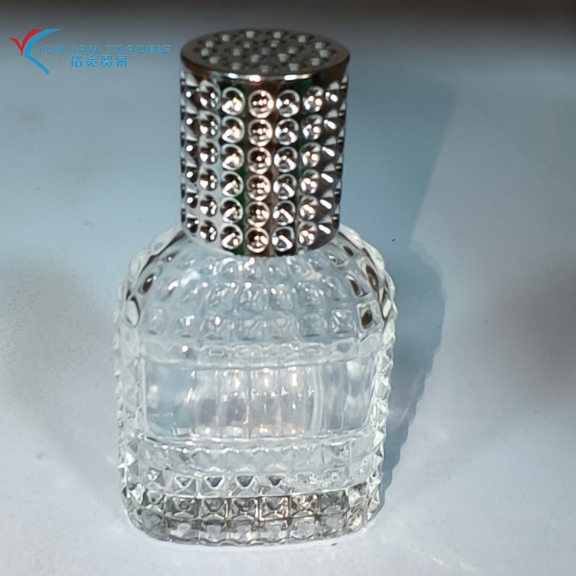 Botol Parfum 30ml 50ml Perfume Glass Spray Luxury Custom Embossed Glass Perfume Bottle