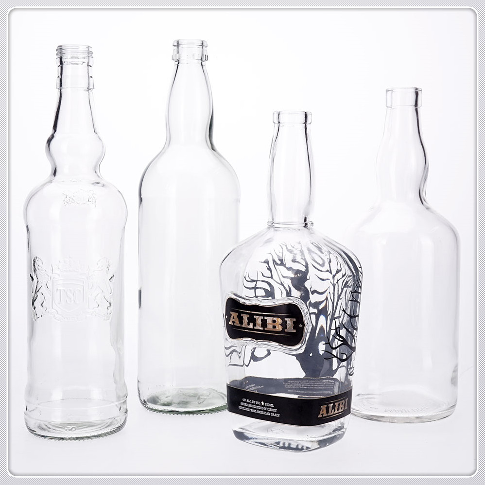 750ml Heavy Glass Alcohol Bottle with Screw Cap and Frost Surface Finish