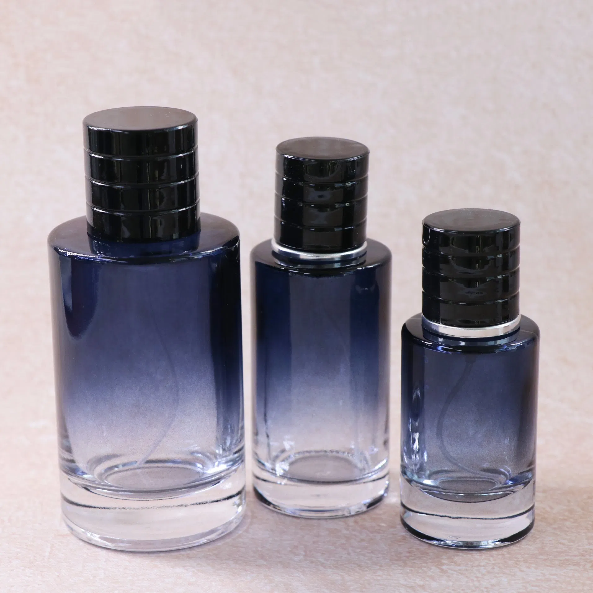Wholesale Cylinder Round Empty 30ml 50ml 100ml Gradient Blue Glass Perfume Bottle