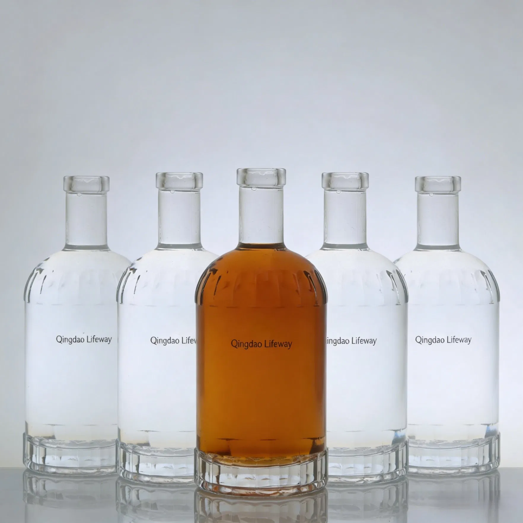 Customized Extra Flint Glass Bottle for Tequila Whiskey Vodka Gin with SGS FDA Certification