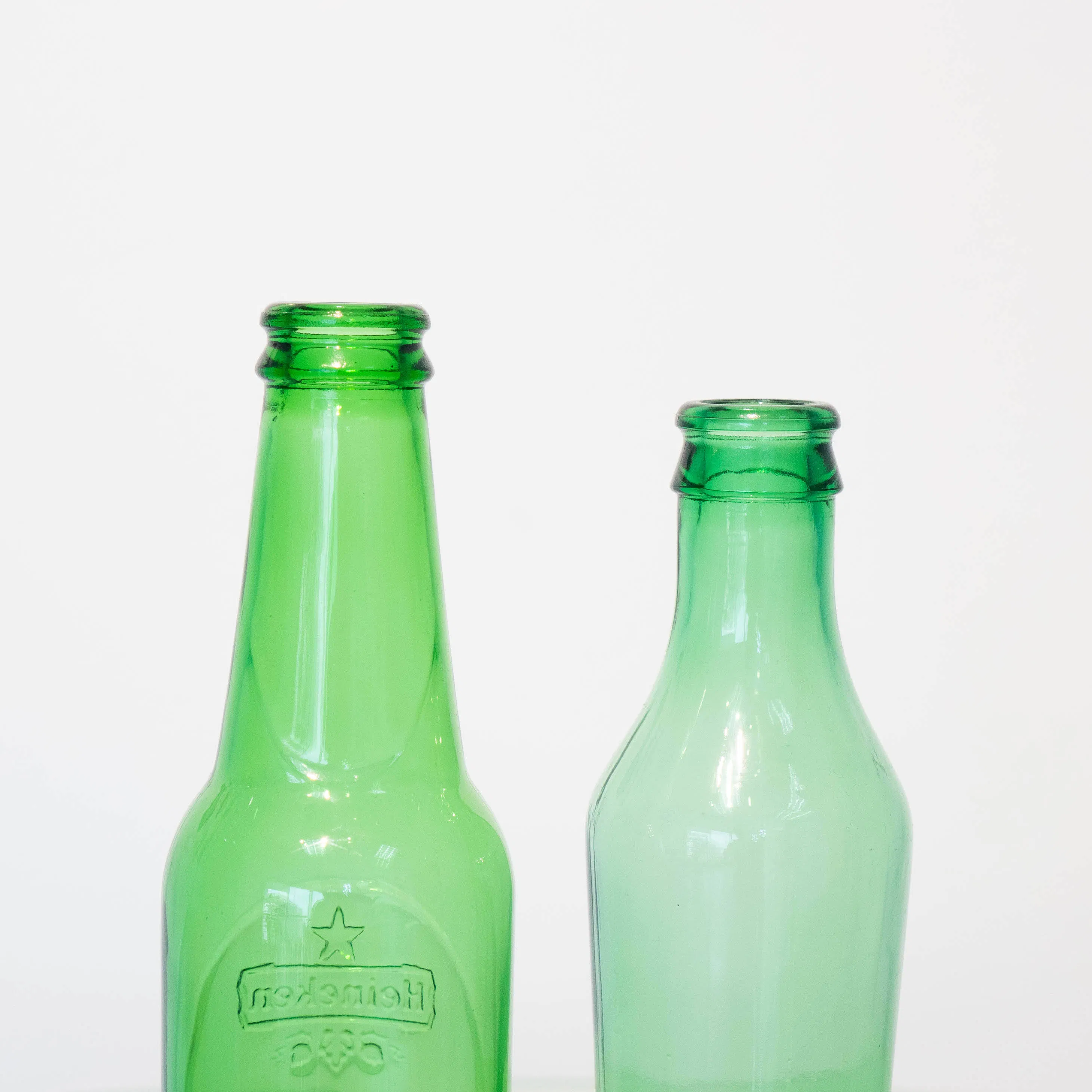 Wholesale Transparent Round Empty Extra Flint Glass Wine Vodka Tequila Liquor Bottle