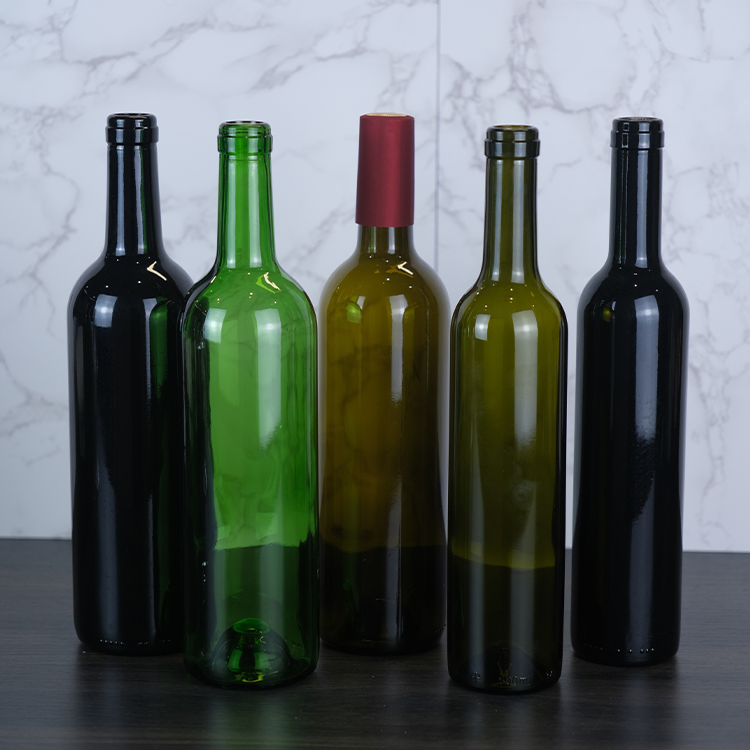 500ml 750ml Amber Brown Red White Blue Assortment Glass Bordeaux Wine Bottle Flat-Bottomed Cork Finish