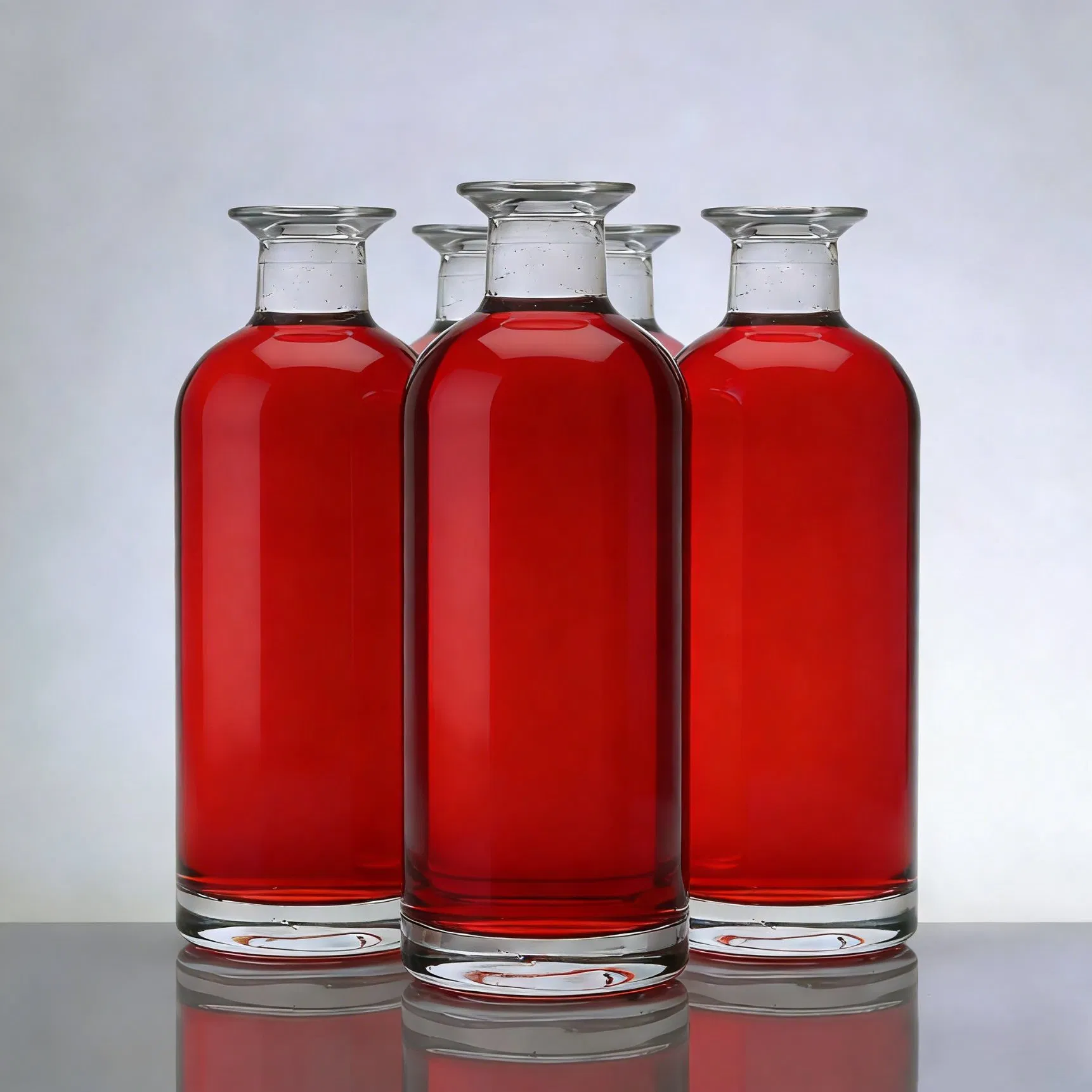 750ml 700ml Glass Round Liquor Bottles for Vodka Gin Whiskey Tequila Rum Mezcal with Cork Finish