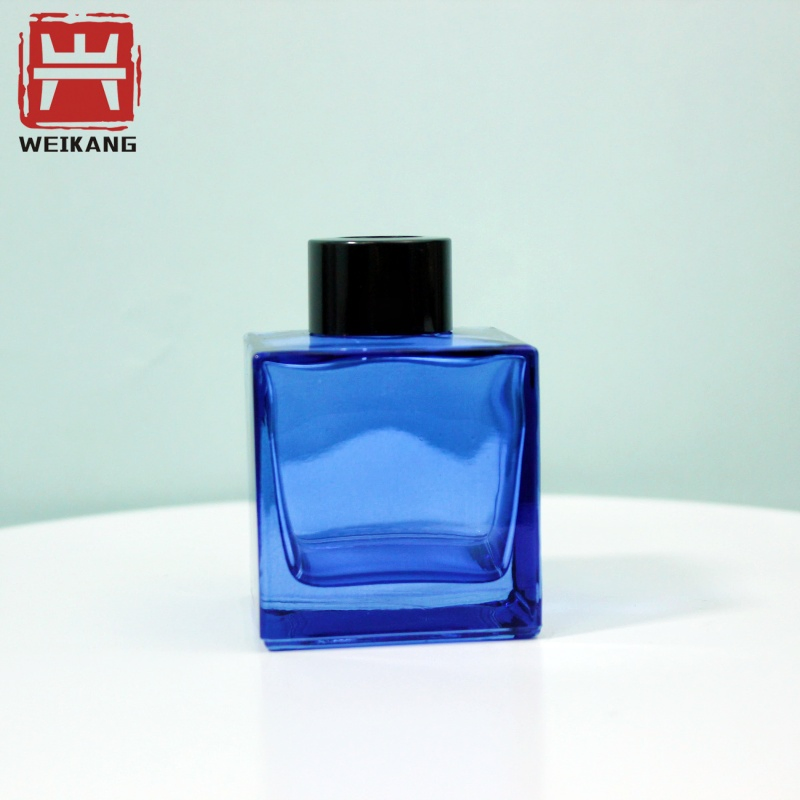 2026 New Arrival Aroma Essential Oil Glass Bottle Colored Perfume Reed Diffuse Glass Bottle