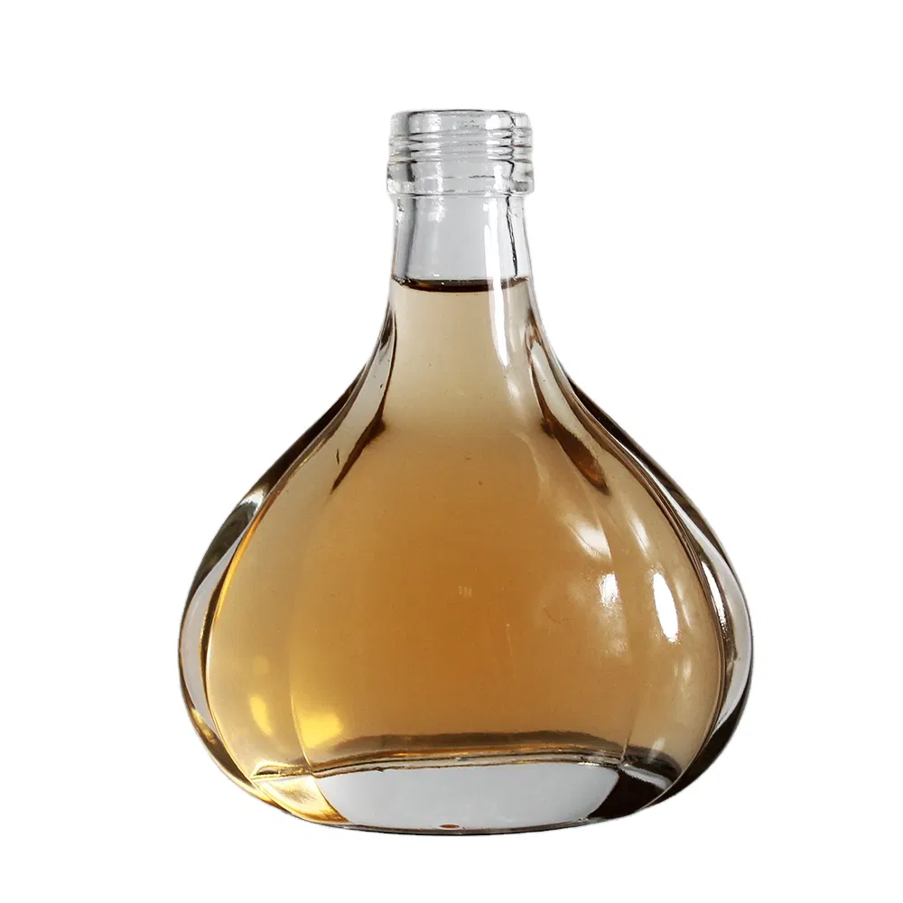 Special Shape Fancy 135ml Mini Empty Gin Vodka Bottle Rum Brandy Spirit Whisky Alcohol Bottle Xo Glass Bottles with Aluminum Cap for Gift Collection