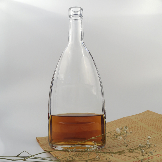 500ml 720ml 750ml Transparency Empty Design Custom Xo Wine Rum Spirit Glass Bottle Customized Printed Bottle with Cork Finish