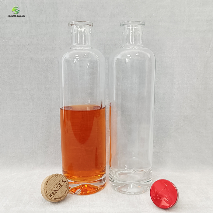 Short Neck 750ml Round Spirits Clear Glass Vodka Bottle Liquor Wine Bottle