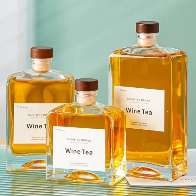 Square Glass Bottle for Spirit Beverage Water 500ml 250ml Mini Glass Bottle