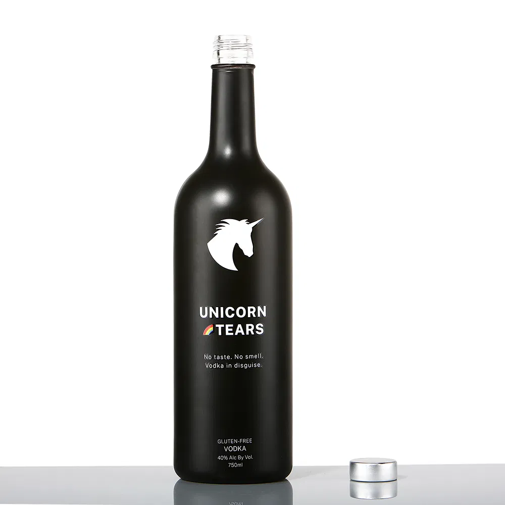 Wholesale Round Black 500ml 750ml 1000ml Super Flint Glass Bottle for Liquor Whisky Gin Vodka Rum Tequila