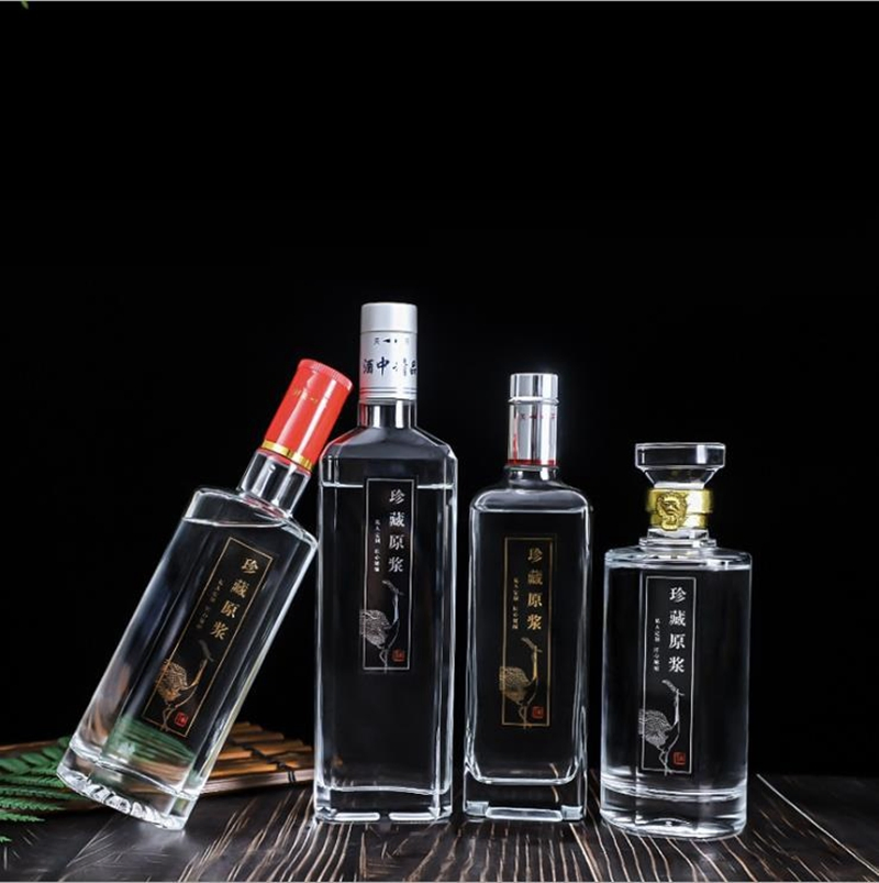 Square Cork Finish High Quality Transparent Glass Bottle for Distillery