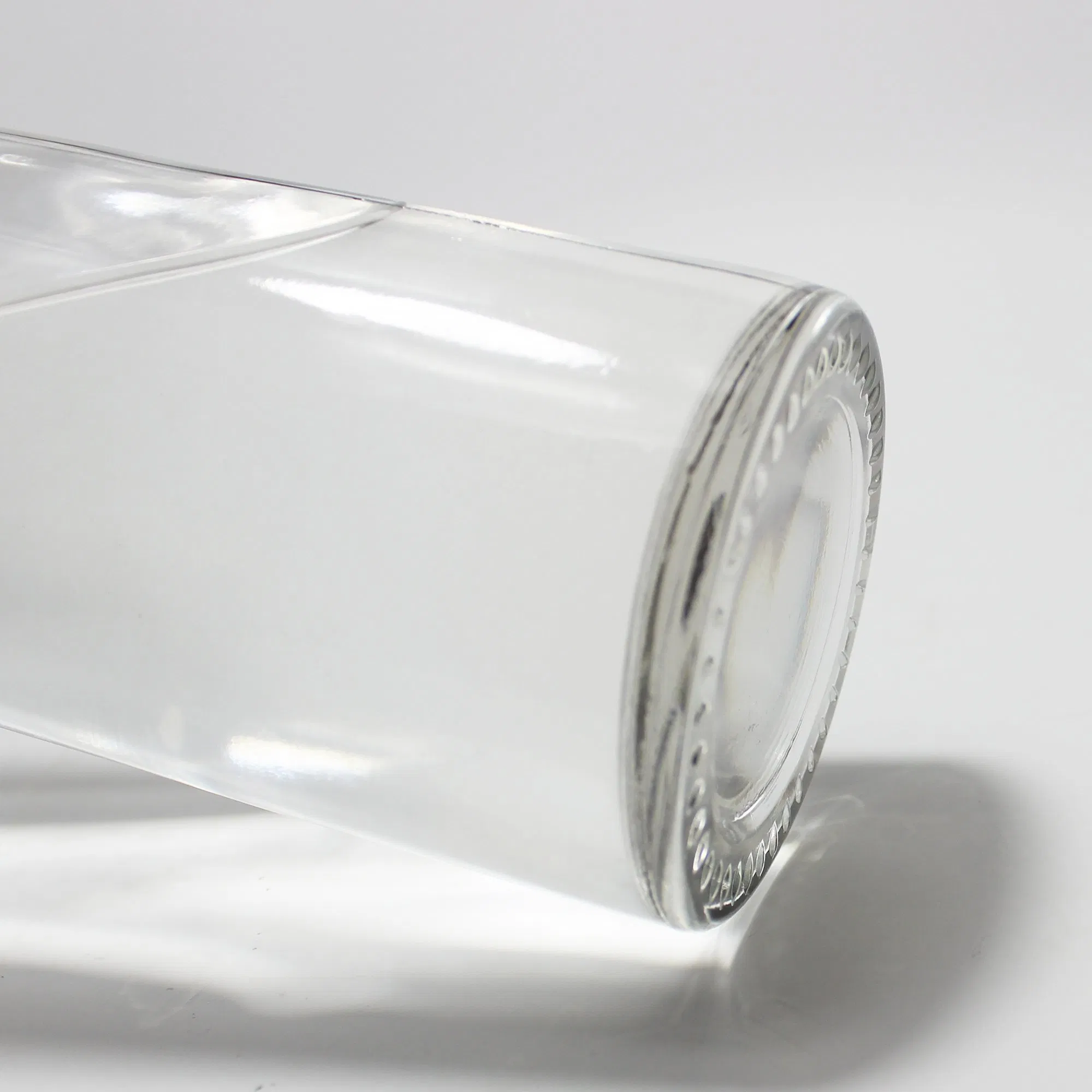 Fashion Hot Sale Customized Whisky Vodka Liquor Spirits Gin Rum Tequila Brandy Xo Mezcal Clear Extra Flint Glass Bottle with Heat Shrink Capsules for Bar