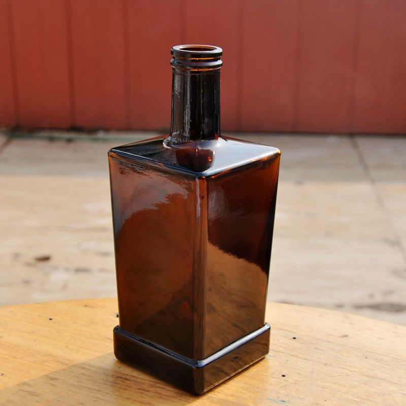 Brown Square Glass Bottle of 500 Ml