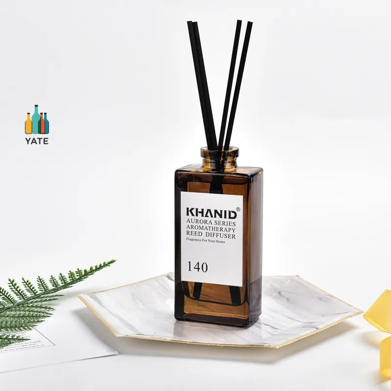 Glass Diffuser Bottle 3