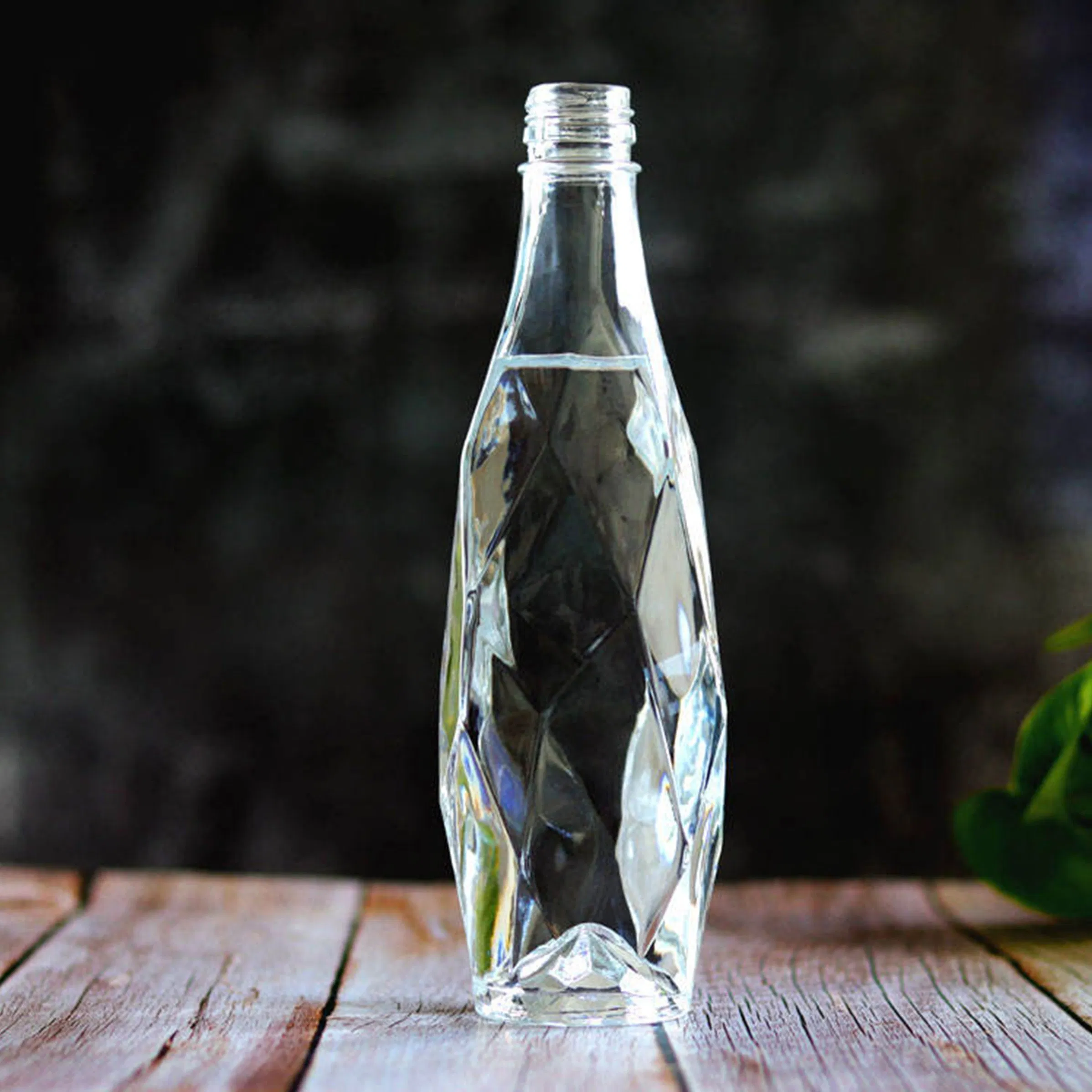 Unique Design Custom Liquor Bottle Luxury Water Glass Bottle for Decor