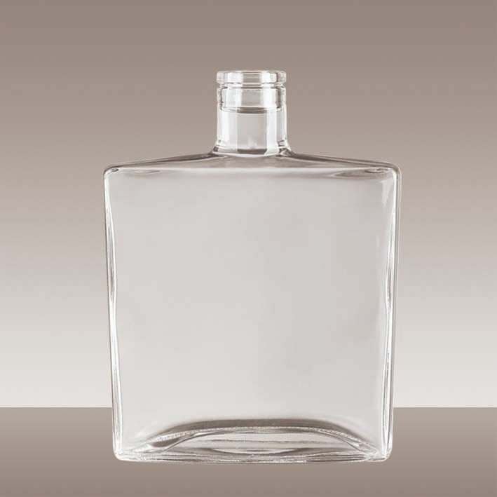 OEM 700ml Luxury Liquor Whisky Gin Rum Vodka Wine Brandy Glass Bottle