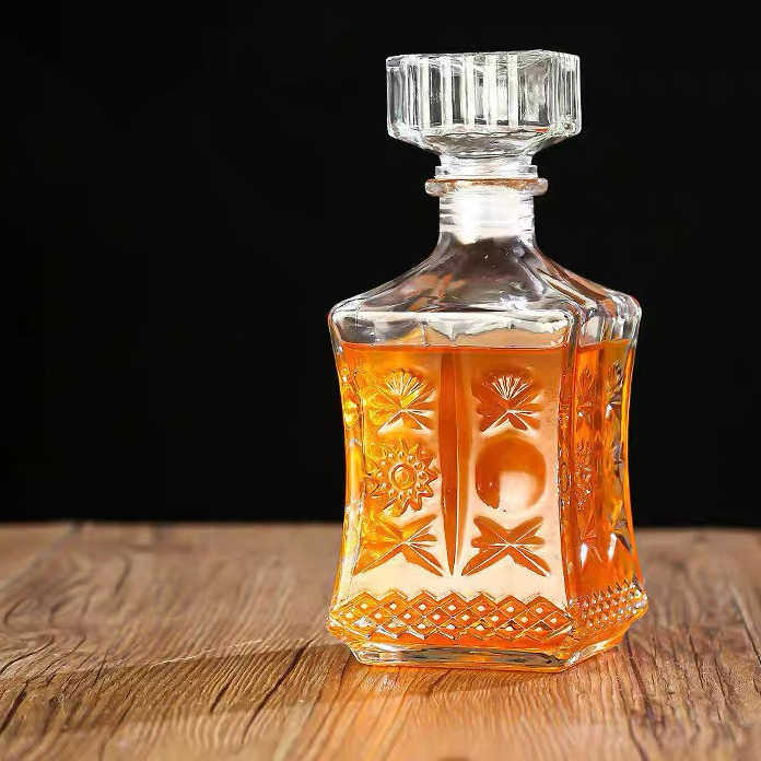 Custom 375ml Empty Ice Wine Glass Bottle Tall Round Shape Long Neck Glass Bottle with Cork Top