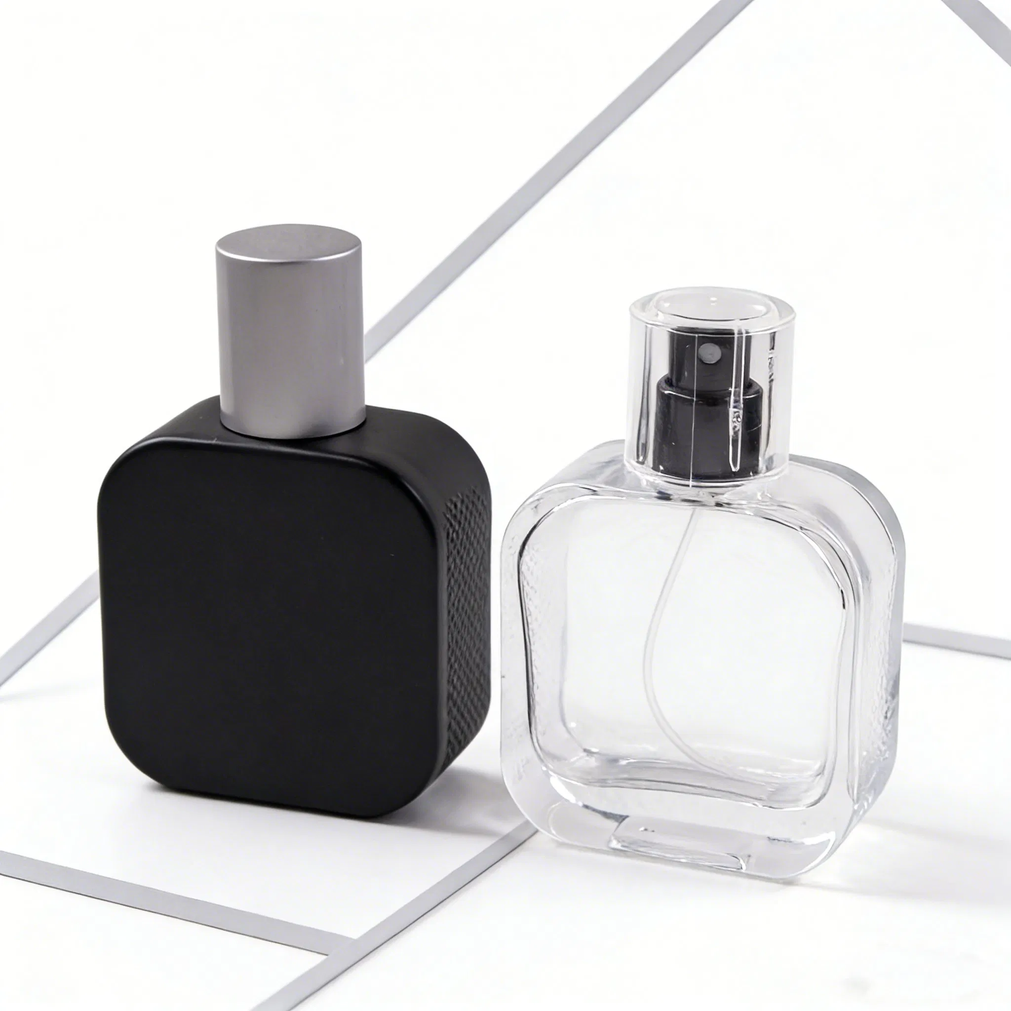 Factory Selling Bottle Perfume Packaging 30ml 50ml Perfume Empty Bottles Clear Frosted Matte Black Glass Refillable Perfume Bottle