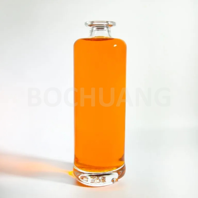 Modern 500ml 700ml 750ml Cylindrical Glass Spirit Bottle with Short Neck for Whiskey Bourbon Gin Beverage