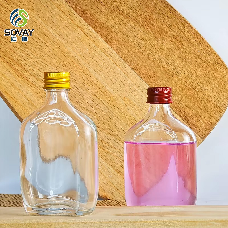 Luxury Glass Spirits Bottles Glass Bottle for Liquor with Metal Screw Cap