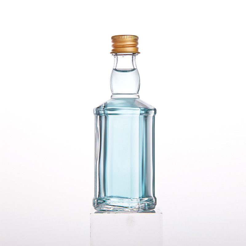 Luxury Premium Glass Spirits Bottle 20ml 30ml 50ml 100ml Mini Rum Whiskey Gin Tequila Bottle for Promotion