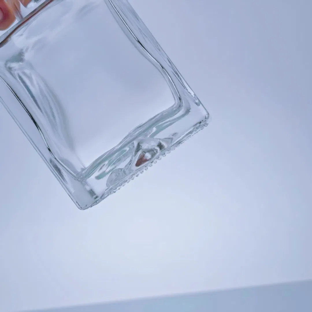 250ml Luxury Glass Liquor Bottle for Agave Pisco Brandy Packaging with Glass Cork and Diamond Mountain Bottom