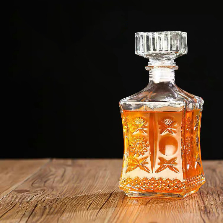 Custom Clear Square 500ml 750ml Wine Vodka Glass Bottle for Liquor Empty Gin Whiskey Spirit Bottles with Glass Cap