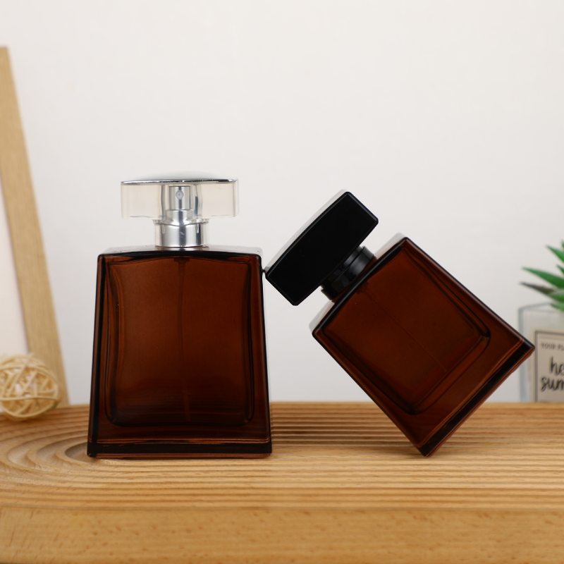 Unisex Amber Square Perfume Bottle with Thick Base for Travel Friendly Use