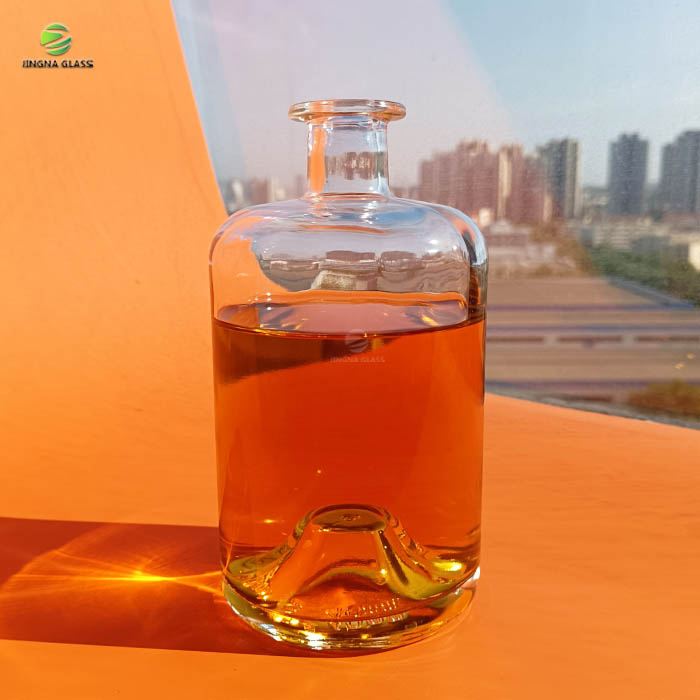 Premium Clear Glass Spirit Bottle Multi-Capacity Bulk Packaging Supplies