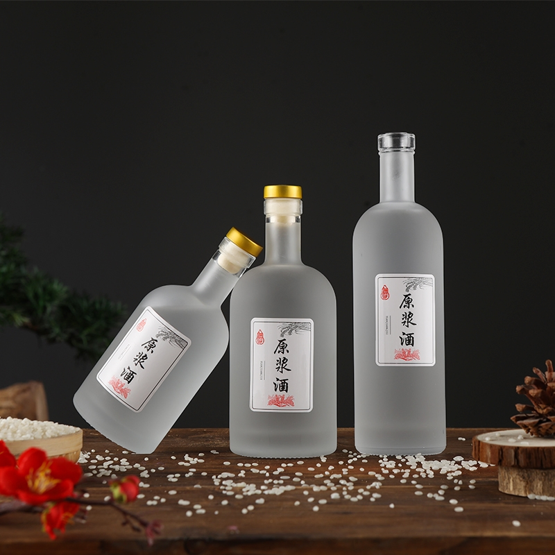 Empty 500ml 750ml Spirits Vodka Gin Liquor Glass Bottle Mini Spirit Liquor Glass Bottles Botellas De Vidrio PARA Licor