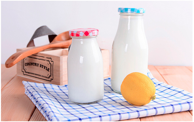 Disposable Milk Glass Bottle 200ml 250ml 500ml 1000ml Lightweight Milk Glass Bottle for Fruit Juice Water Sports Drink with Lid
