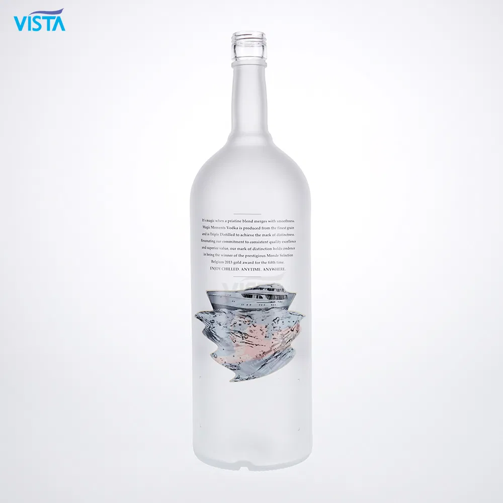 Large Capacity Clear Glass Vodka Bottle with Screw Cap and Frost Finish