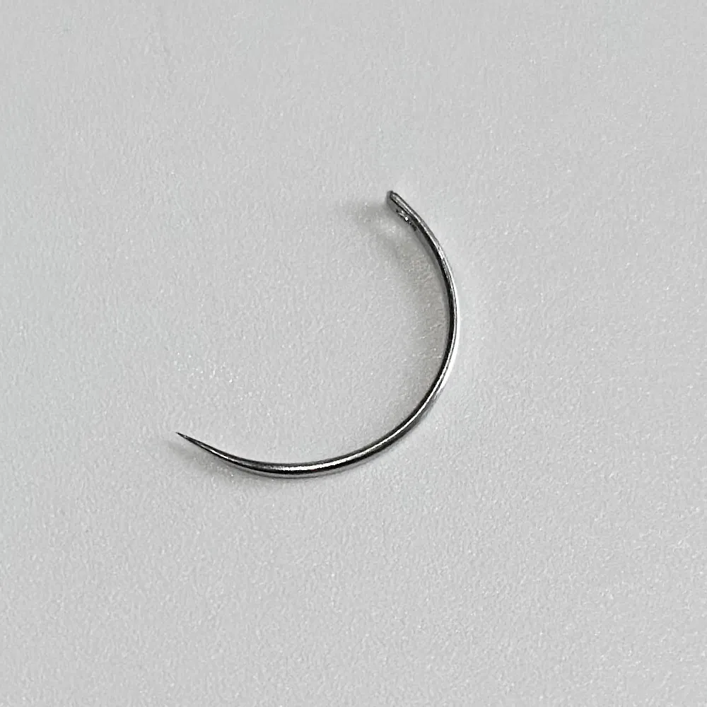 4-Piece Sterile Suture Needle Kit for Upper Extremity Operations - Disposable, Eyed, High-Quality Stainless Steel